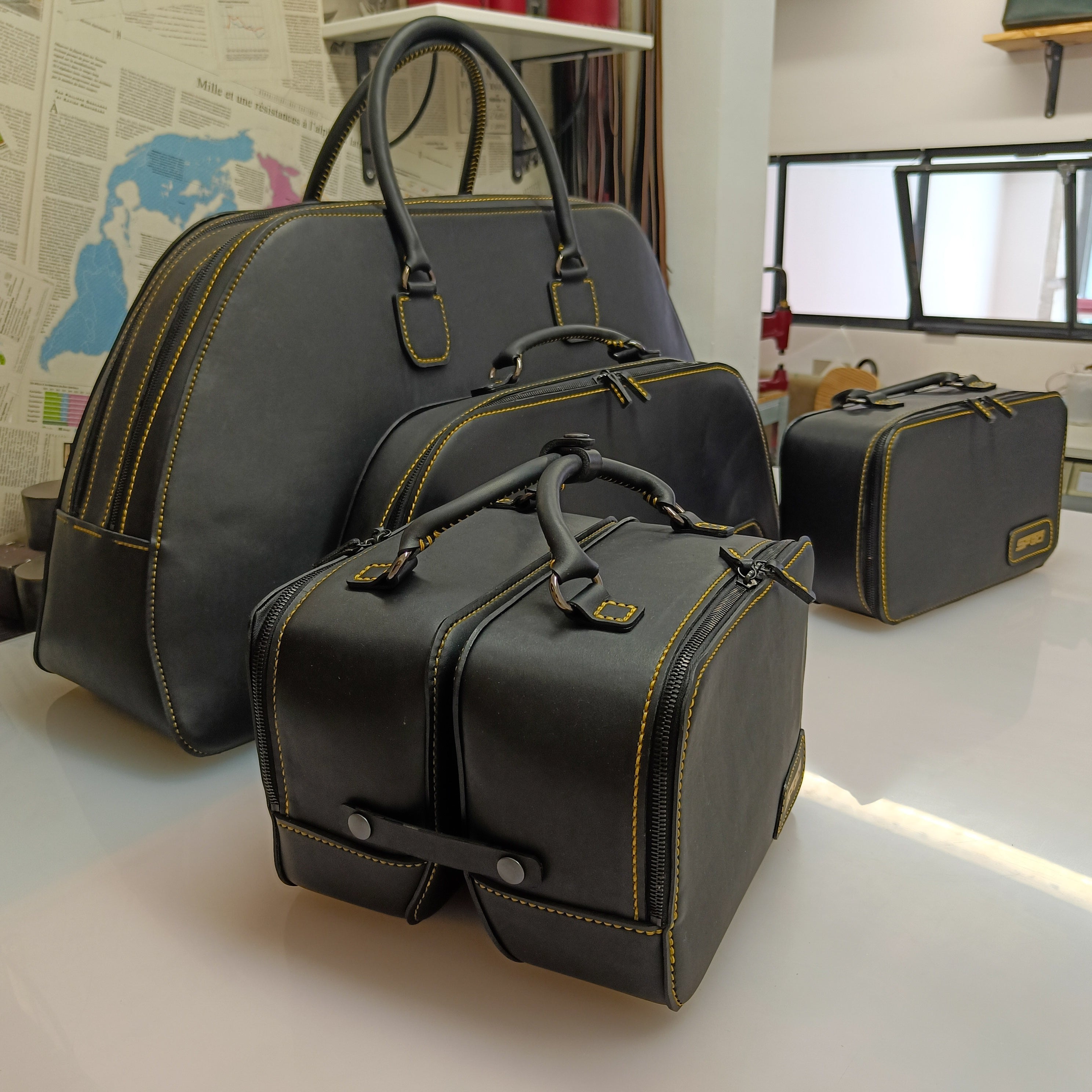 atelier français de fabrication maroquinerie cuir sur mesure faméthic