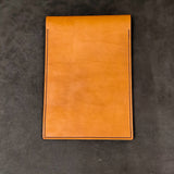 protège carnet cahier cuir sur mesure personnalisable cadeau note écriture dessin élastique maroquinerie artisanale faméthic français marseille inscription personnalisée