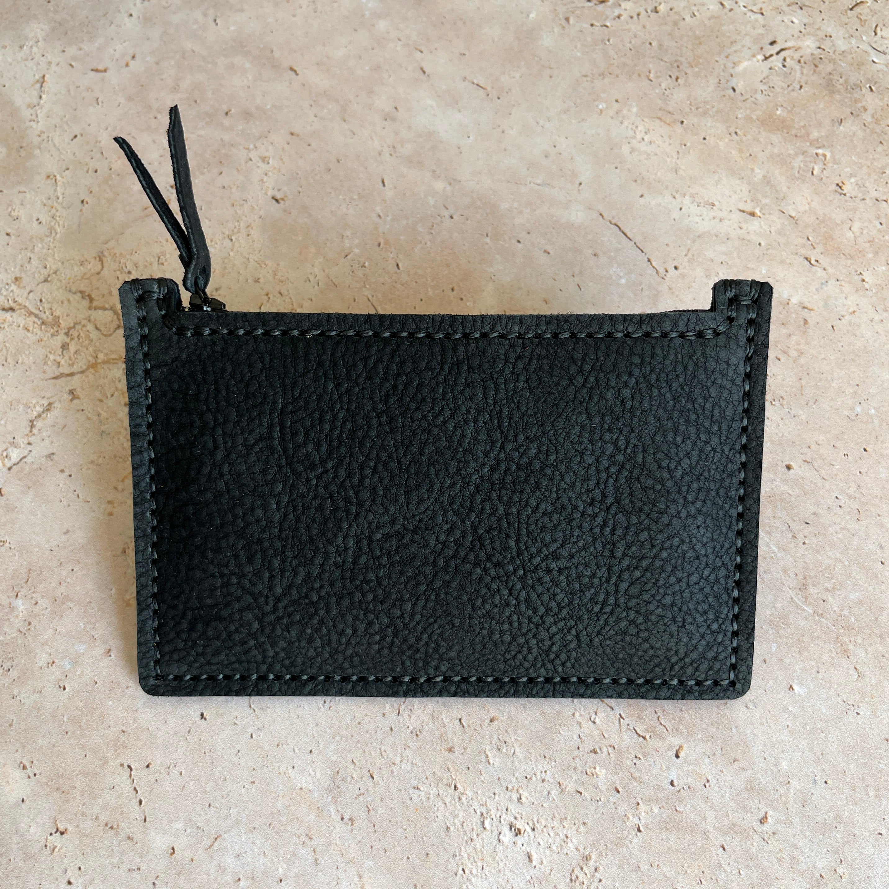 Pochette Violette | Taurillon nubuck noir