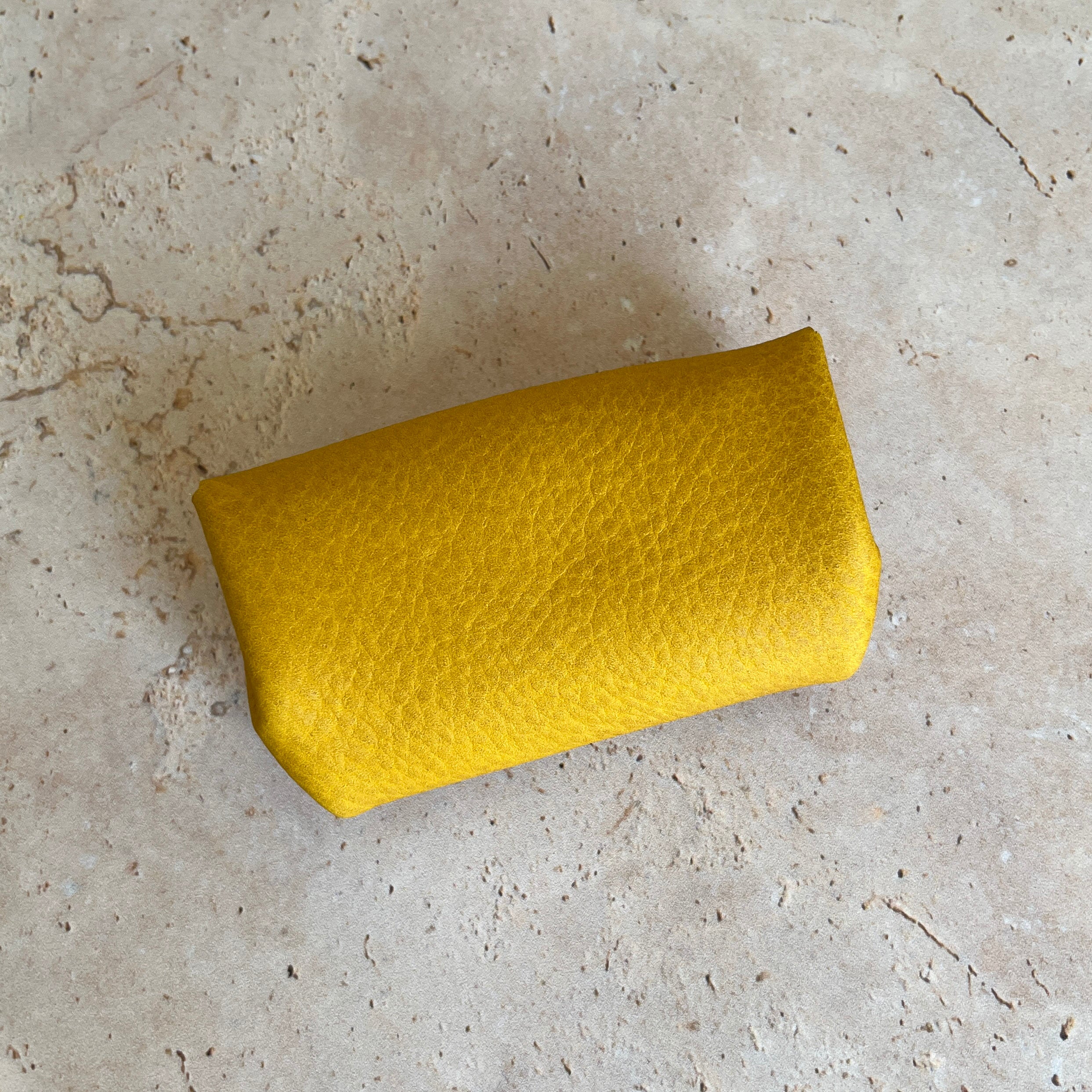Porte-monnaie Ibéris | Taurillon nubuck jaune