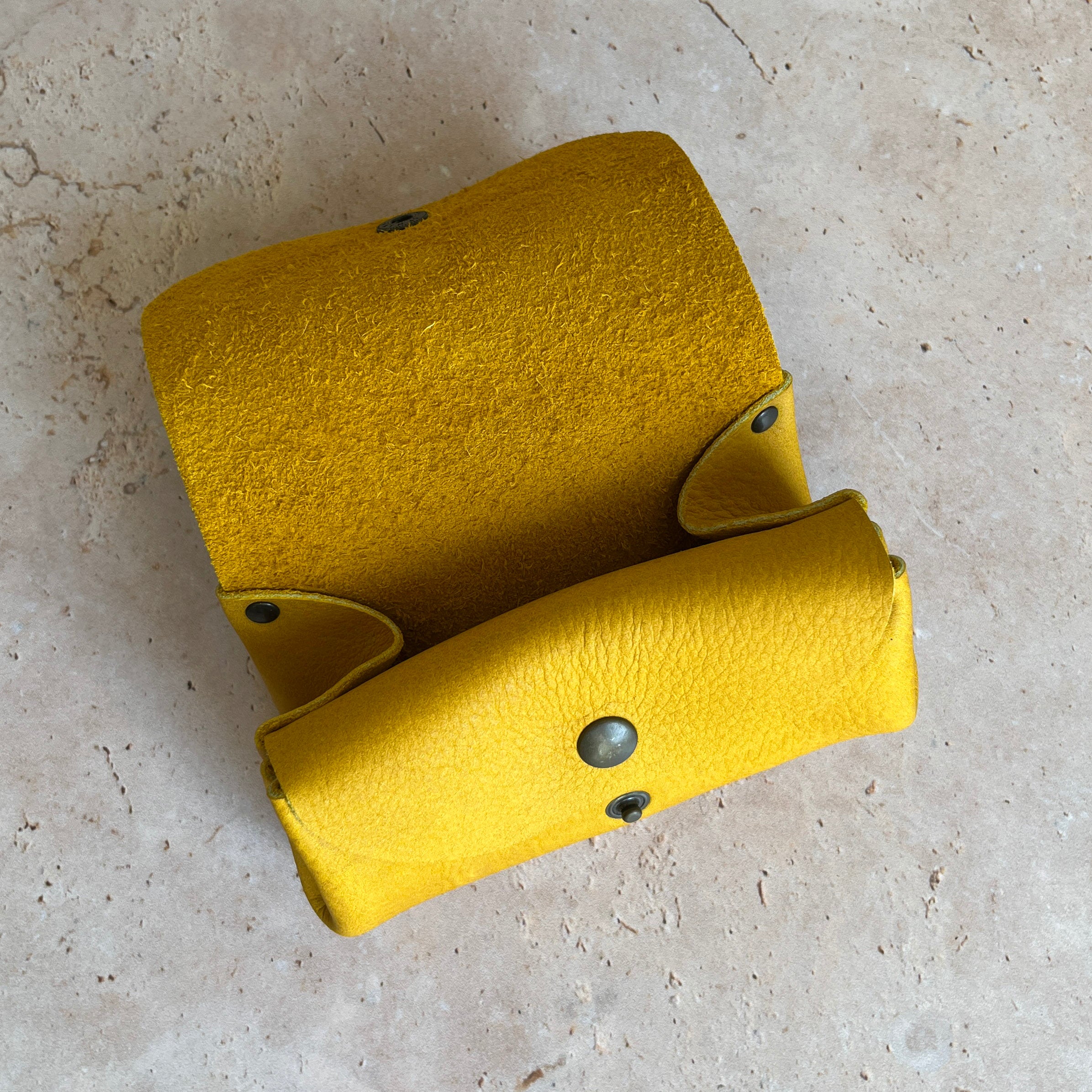 Porte-monnaie Muscari | Taurillon nubuck jaune