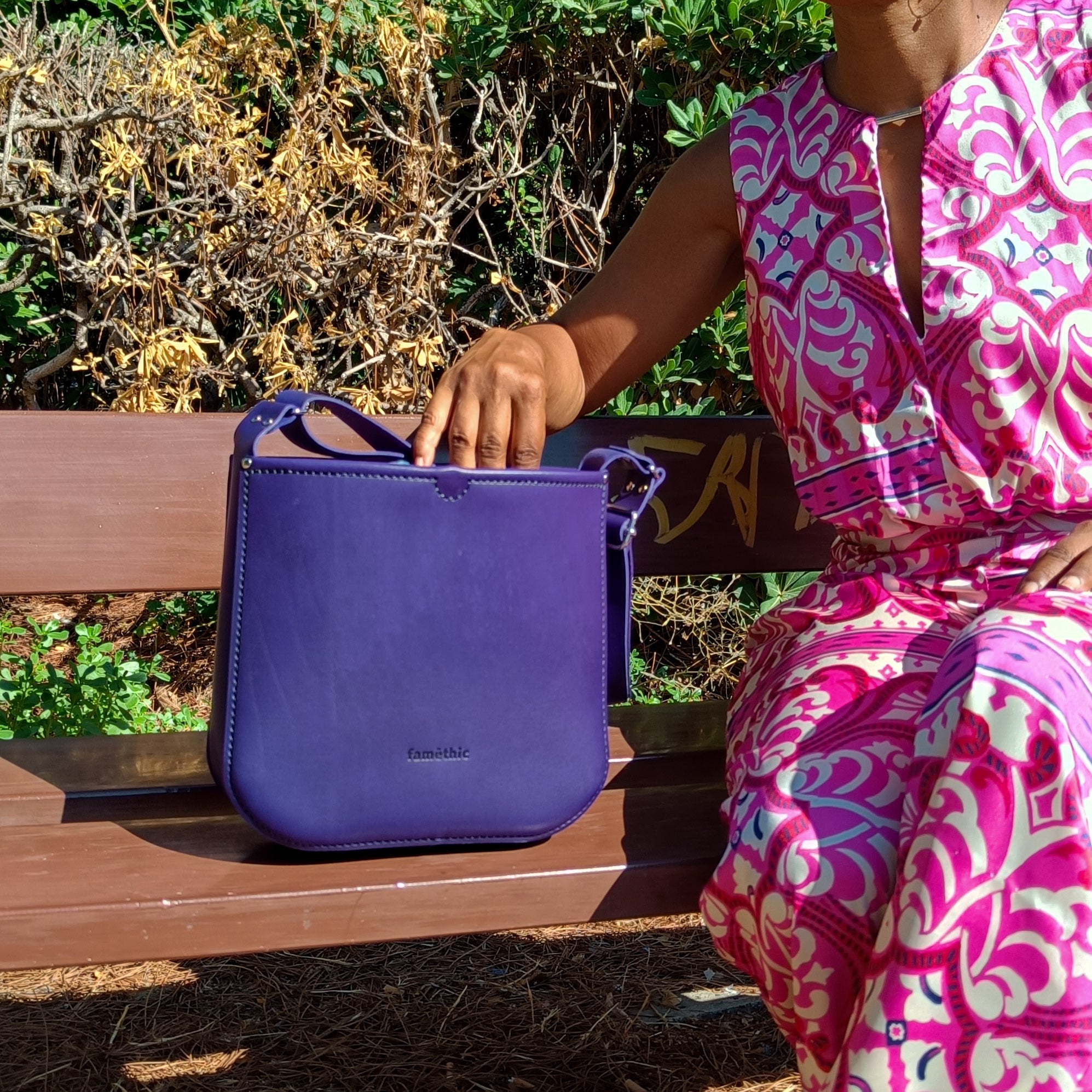 sac besace en cuir bandoulière valériane faméthic maroquinerie française artisanal