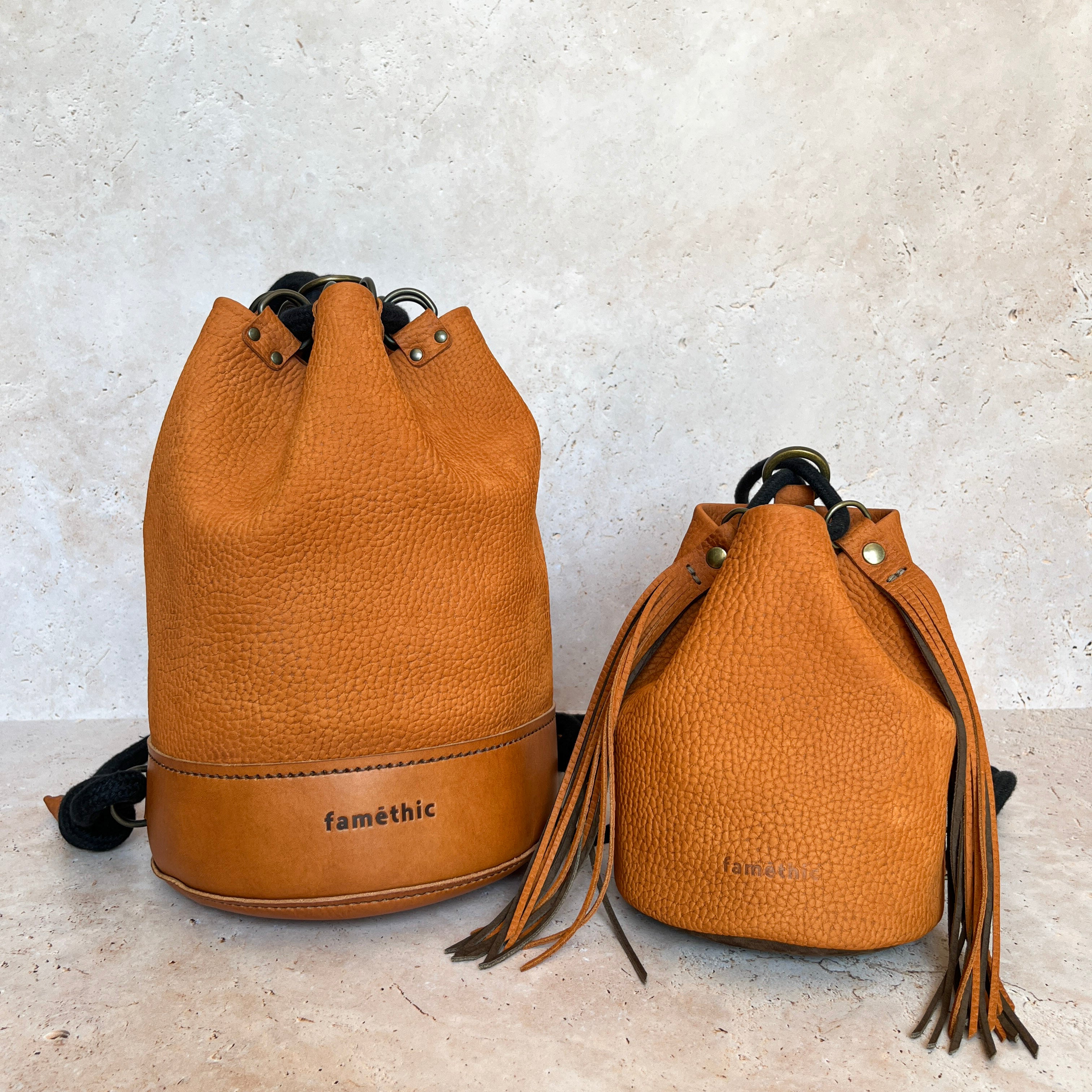 Différentes déclinaisons du sac à dos Camélée de la collection Terre Humaine
