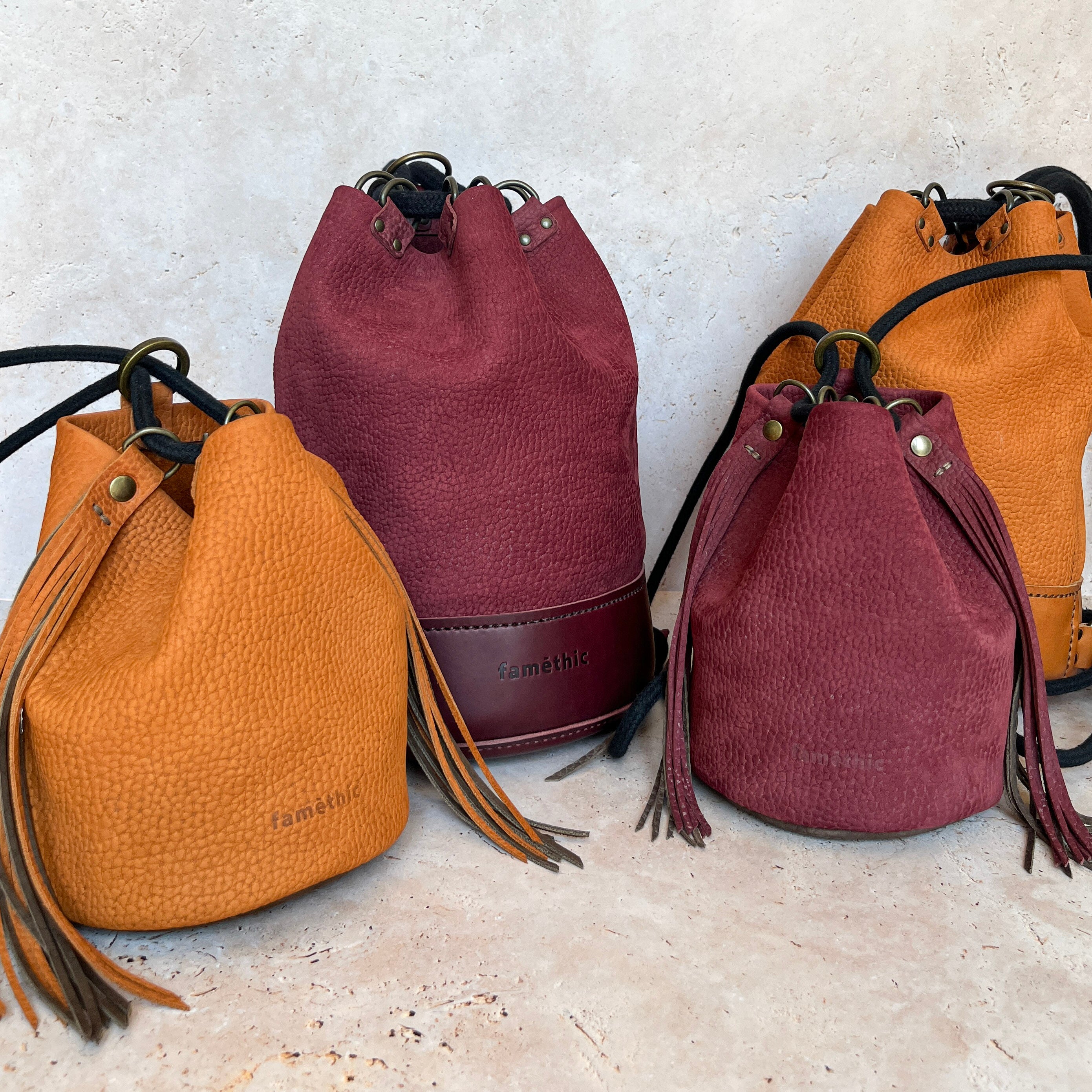 Différentes déclinaisons du sac à dos Camélée de la collection Terre Humaine