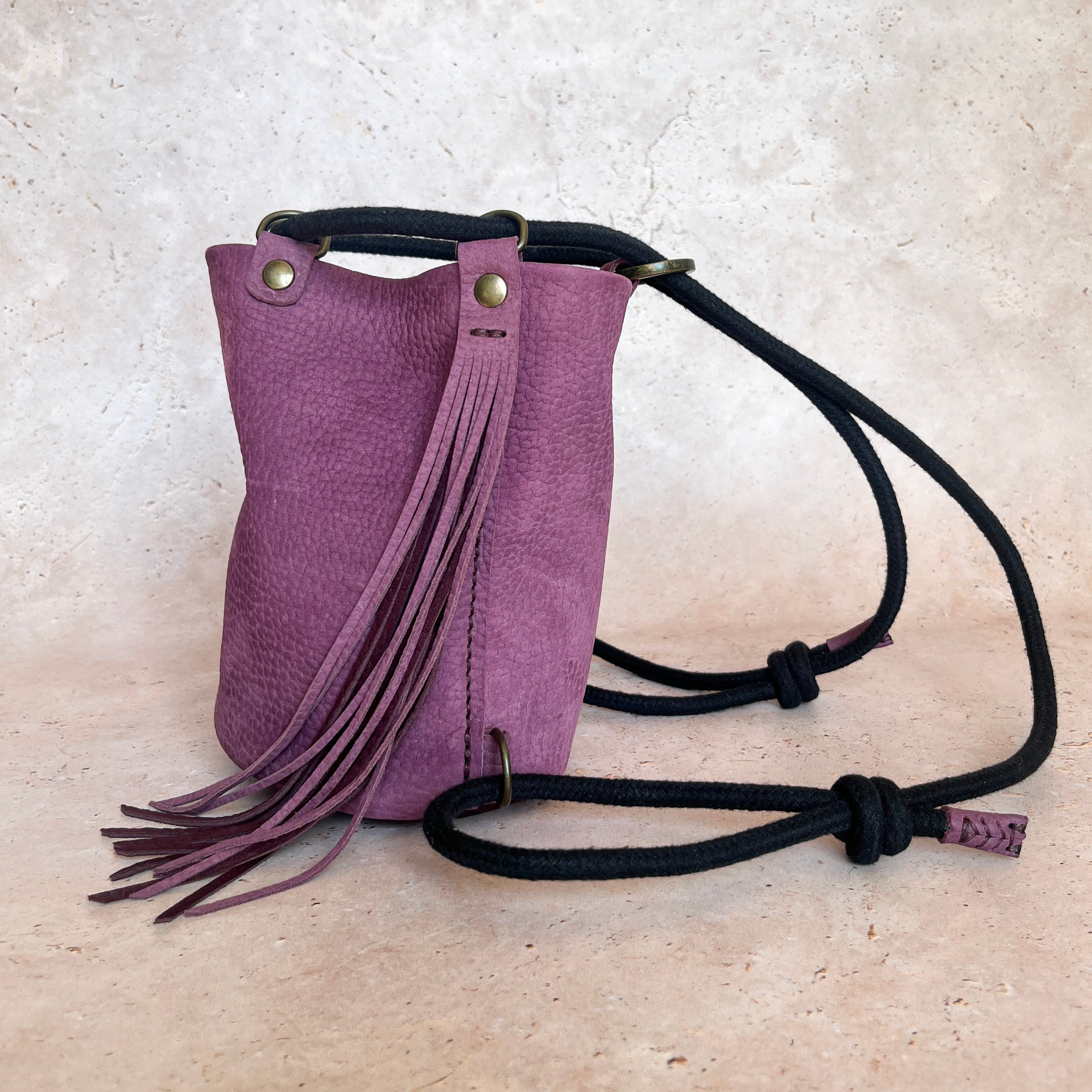 Profil du Mini Camélée collection Terre Humaine
