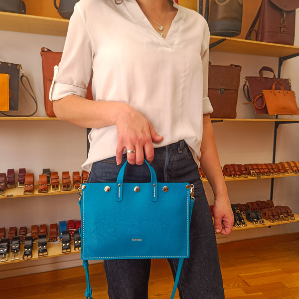 sac à main mini alfa cuir turquoise collection Marseille H2O faméthic maroquinerie