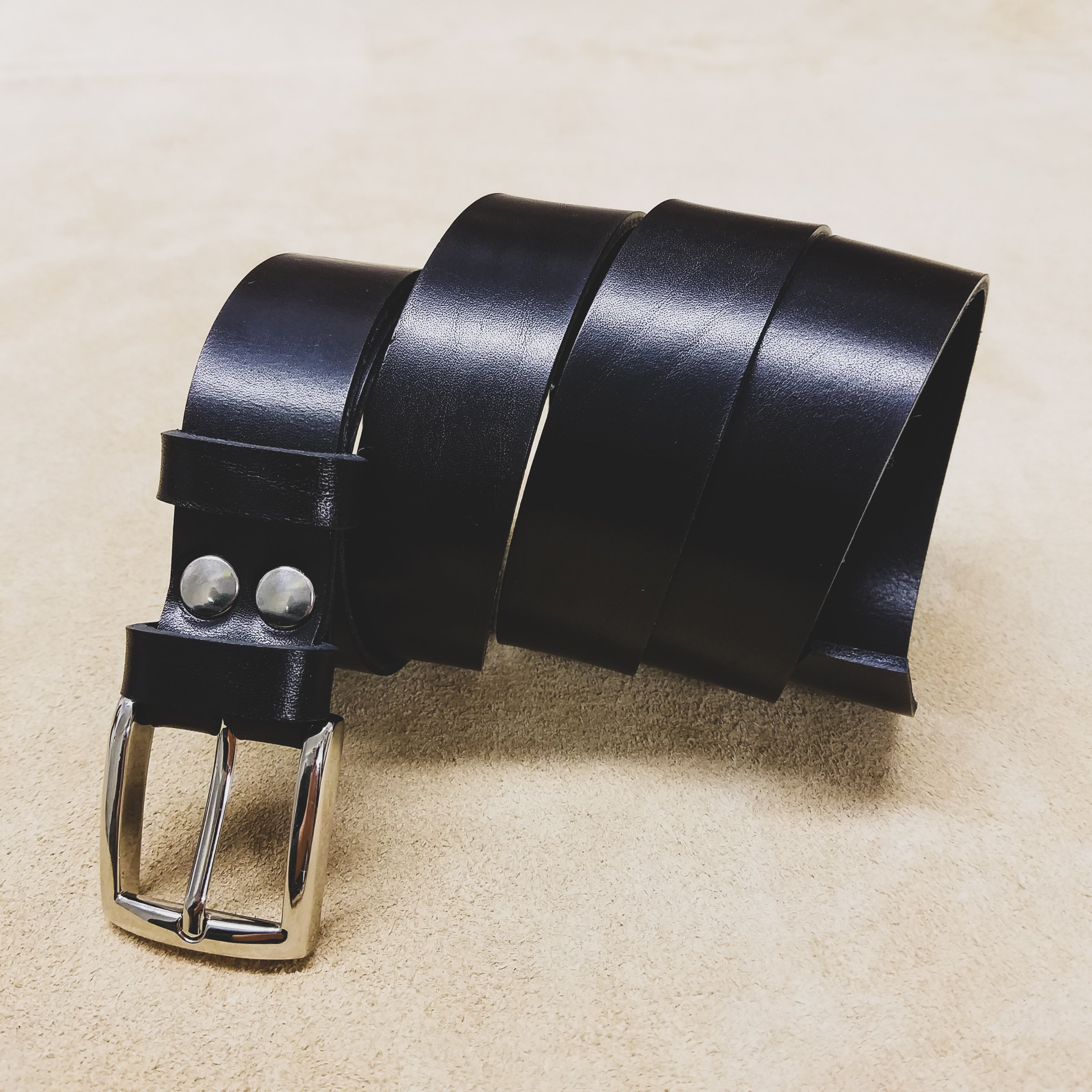 ceinture sur mesure cuir authentique fabrication artisanale famethic maroquinerie éthique française