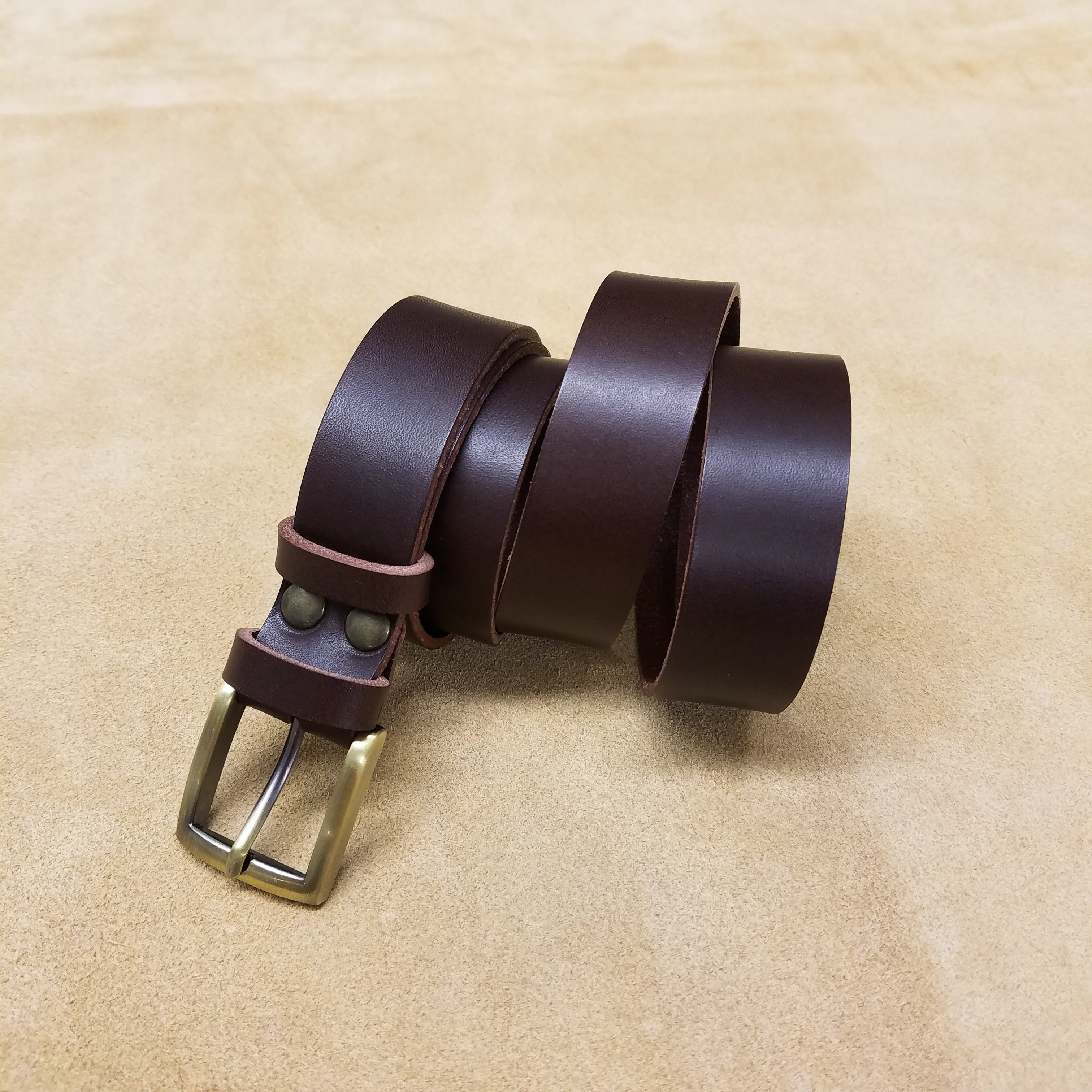 ceinture sur mesure cuir authentique fabrication artisanale famethic maroquinerie éthique française