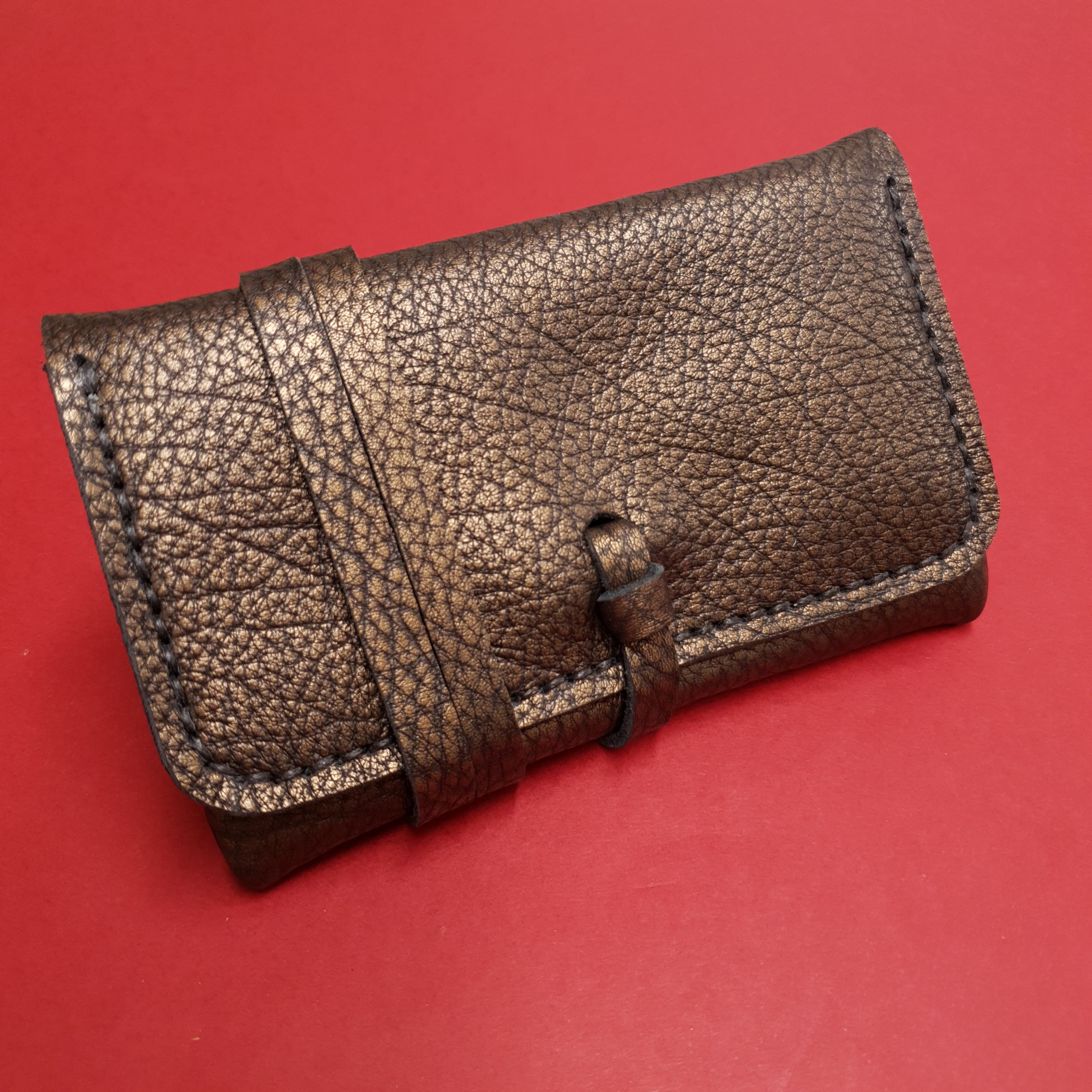 faméthic famethic cuir français maroquinerie éthique artisanale blague à tabac bruyère pochette