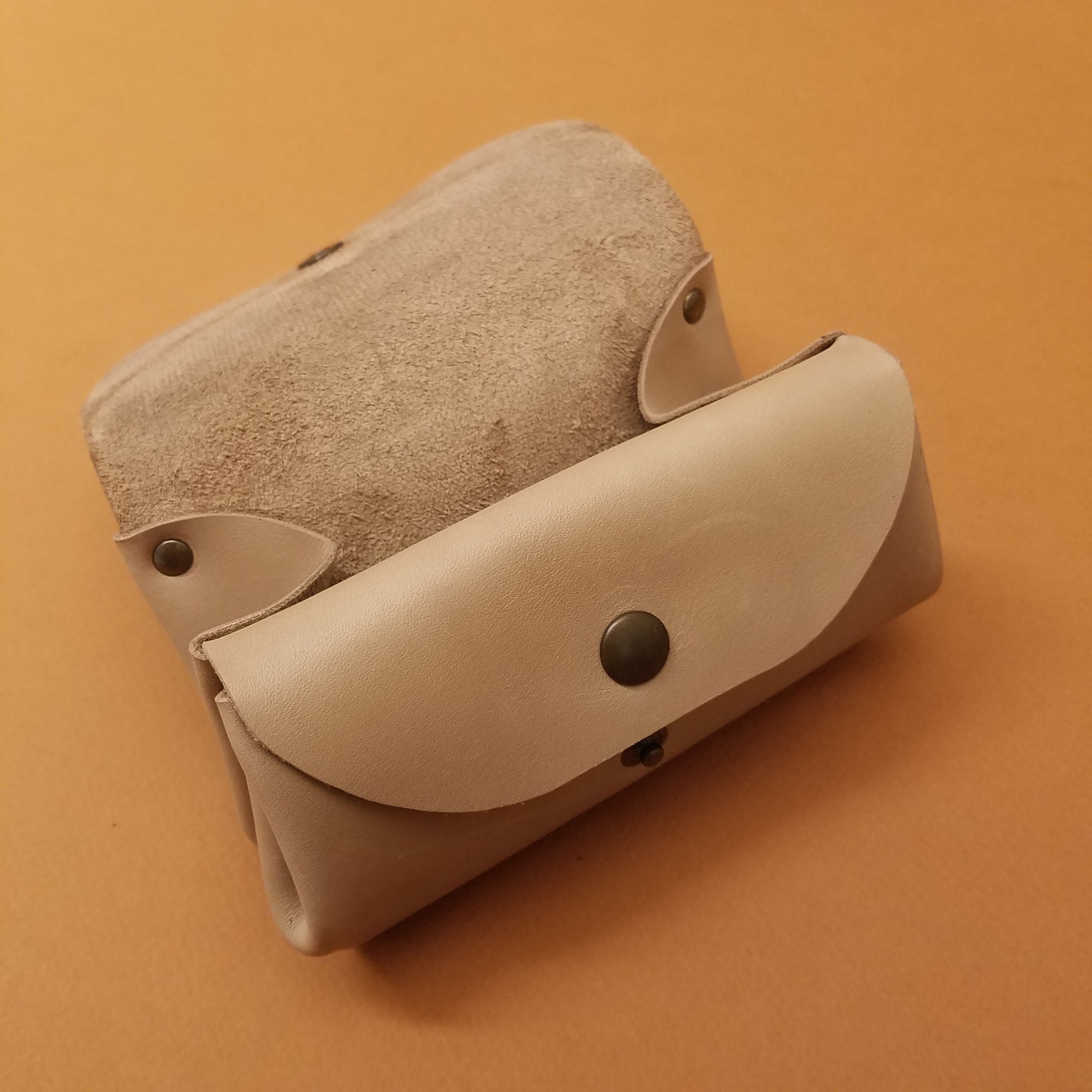 porte-monnaie portemonnaie porte monnaie cuir souple faméthic femme original chic tendance portefeuille grainé véritable made in france français veau beige soyeux