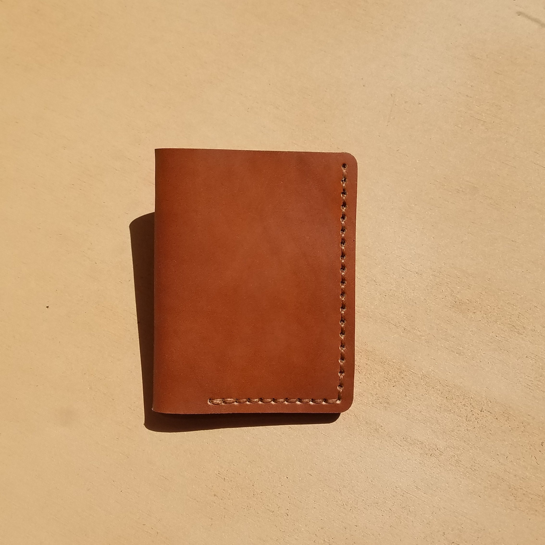 maroquinerie faméthic famethic porte-carte portefeuille éthique artisanal made in france artisan créateur cuir marseille responsable française