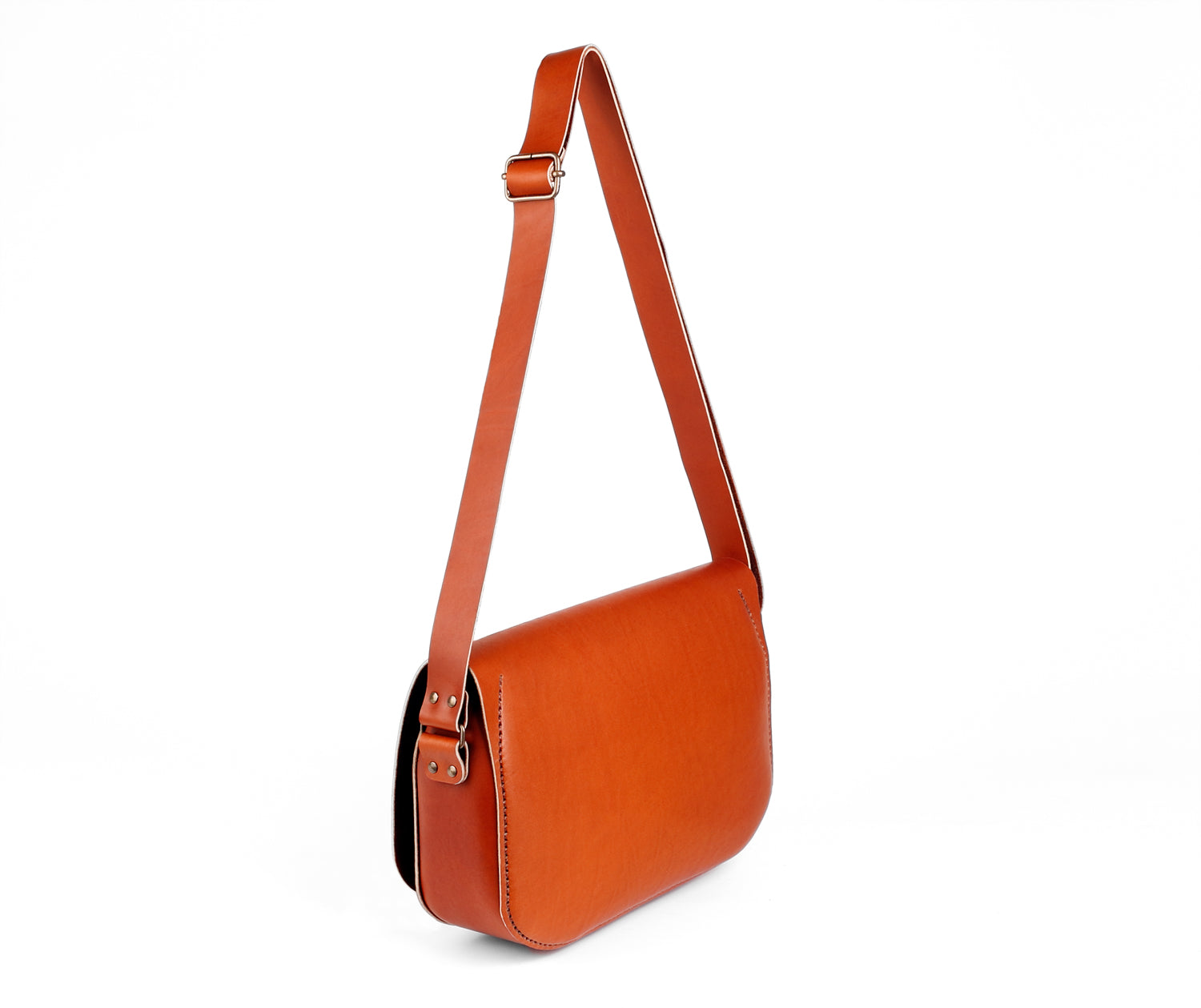 maroquinerie artisanal éthique famethic artisan maroquinier cuir atelier