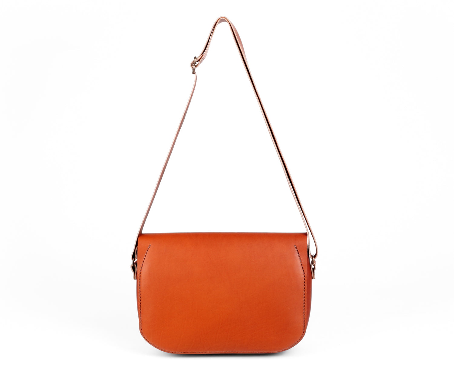 maroquinerie artisanal éthique famethic artisan maroquinier cuir atelier