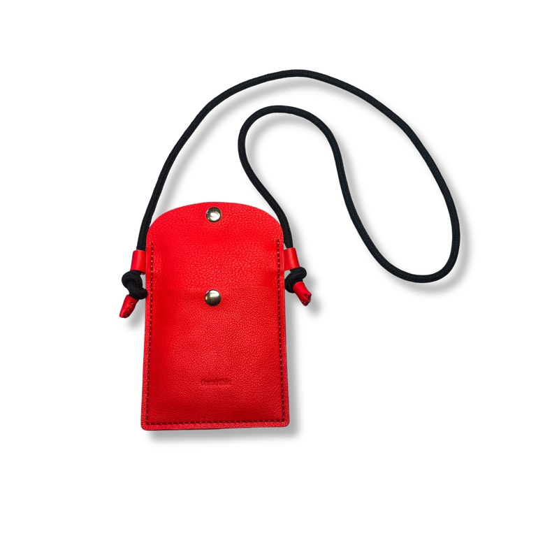 étui téléphone tour de cour en cuir rouge corail maroquinerie française faméthic