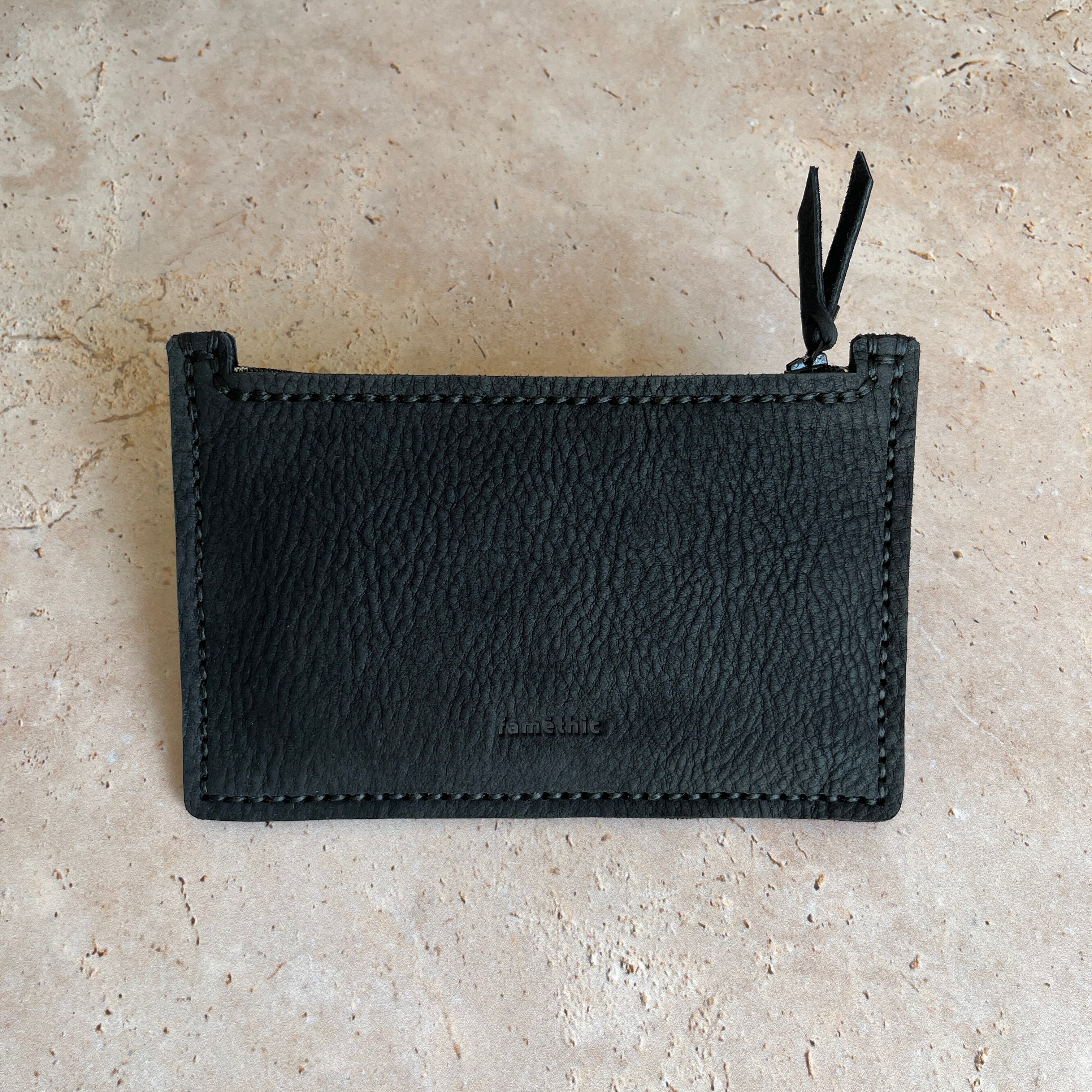 Pochette Violette | Taurillon nubuck noir