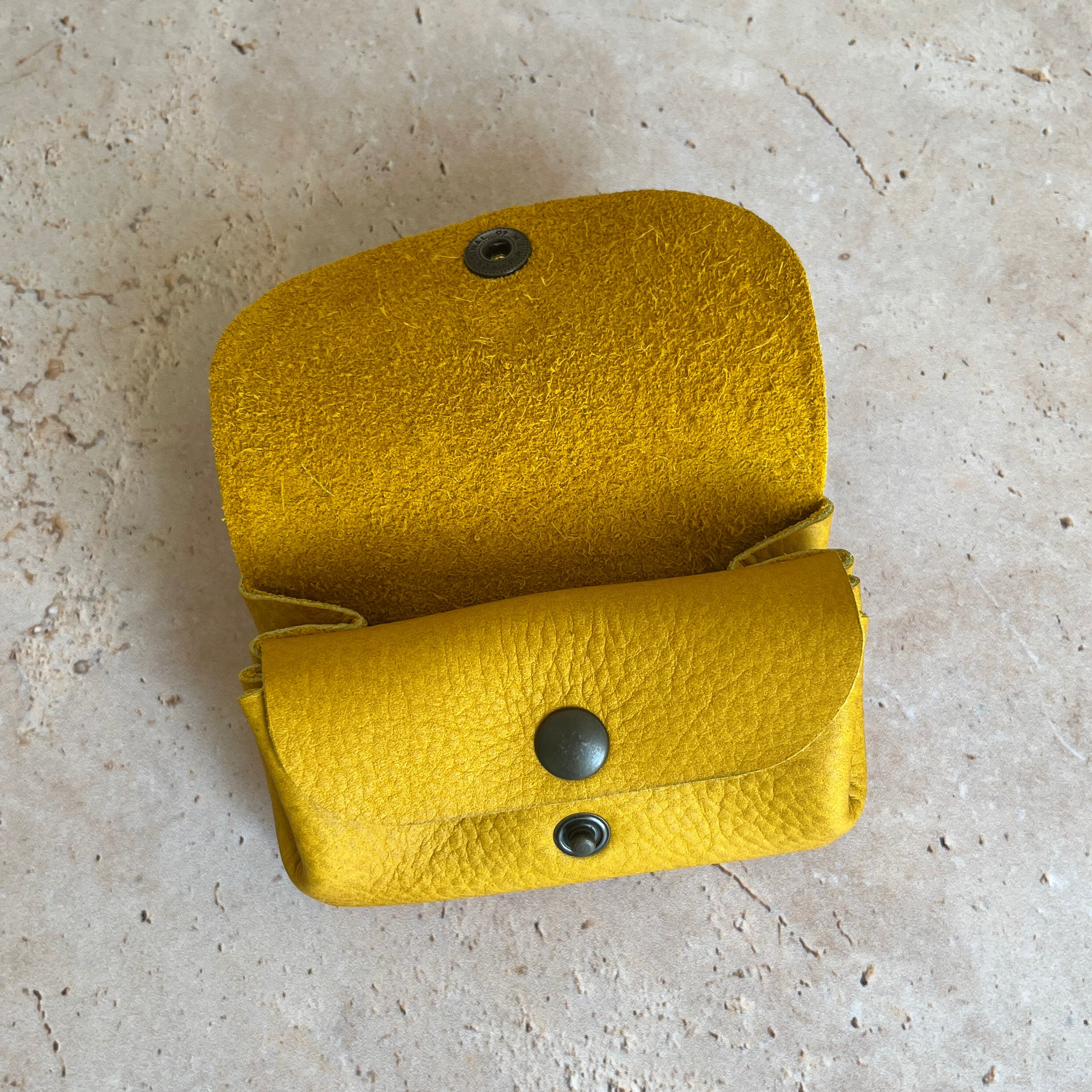 Porte-monnaie Ibéris | Taurillon nubuck jaune