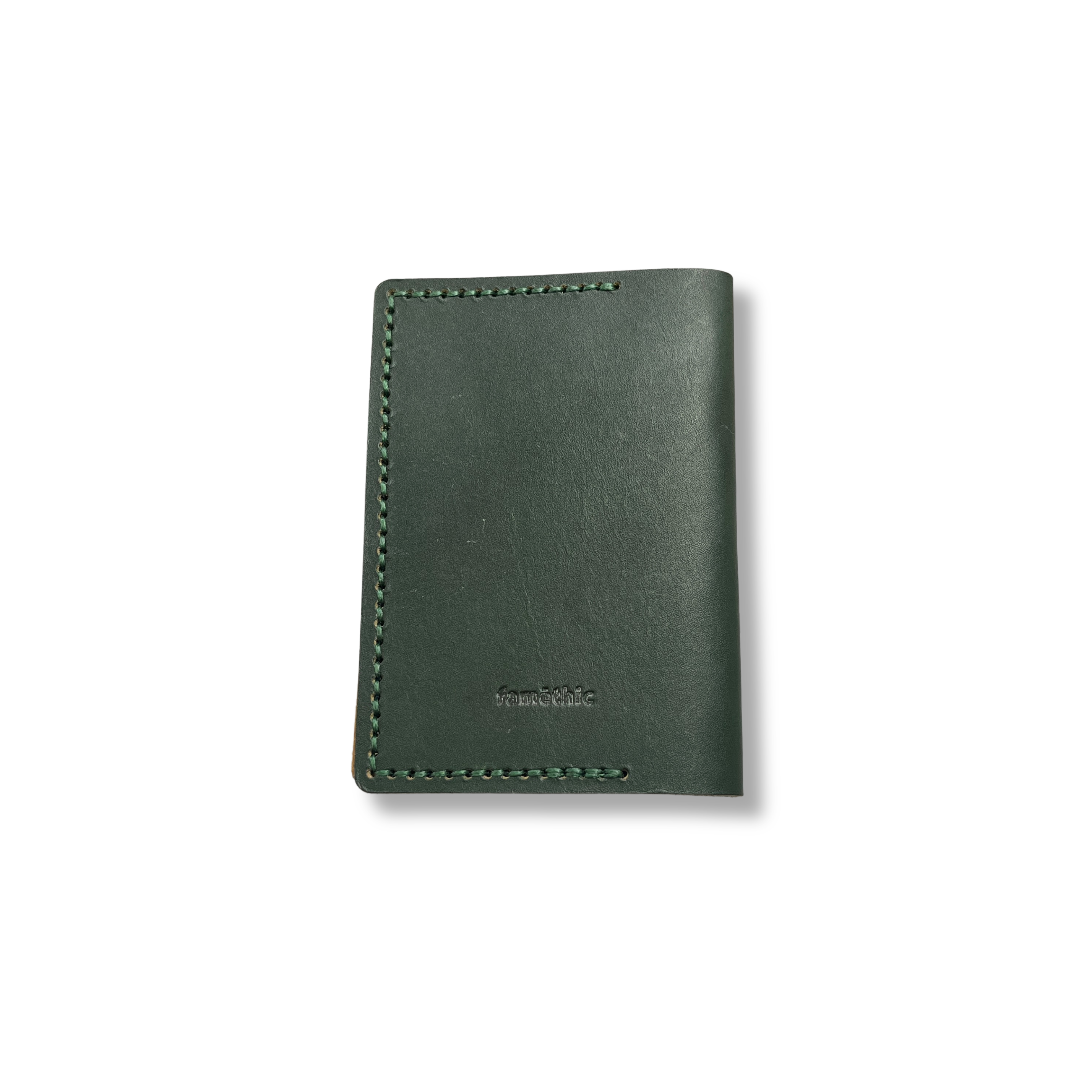 protège passeport et porte carte en cuir vert maroquinerie française faméthic