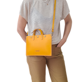 maroquinerie éthique artisanale marseille artisan famethic cuir sac à main pochette fabrication française cuir français création