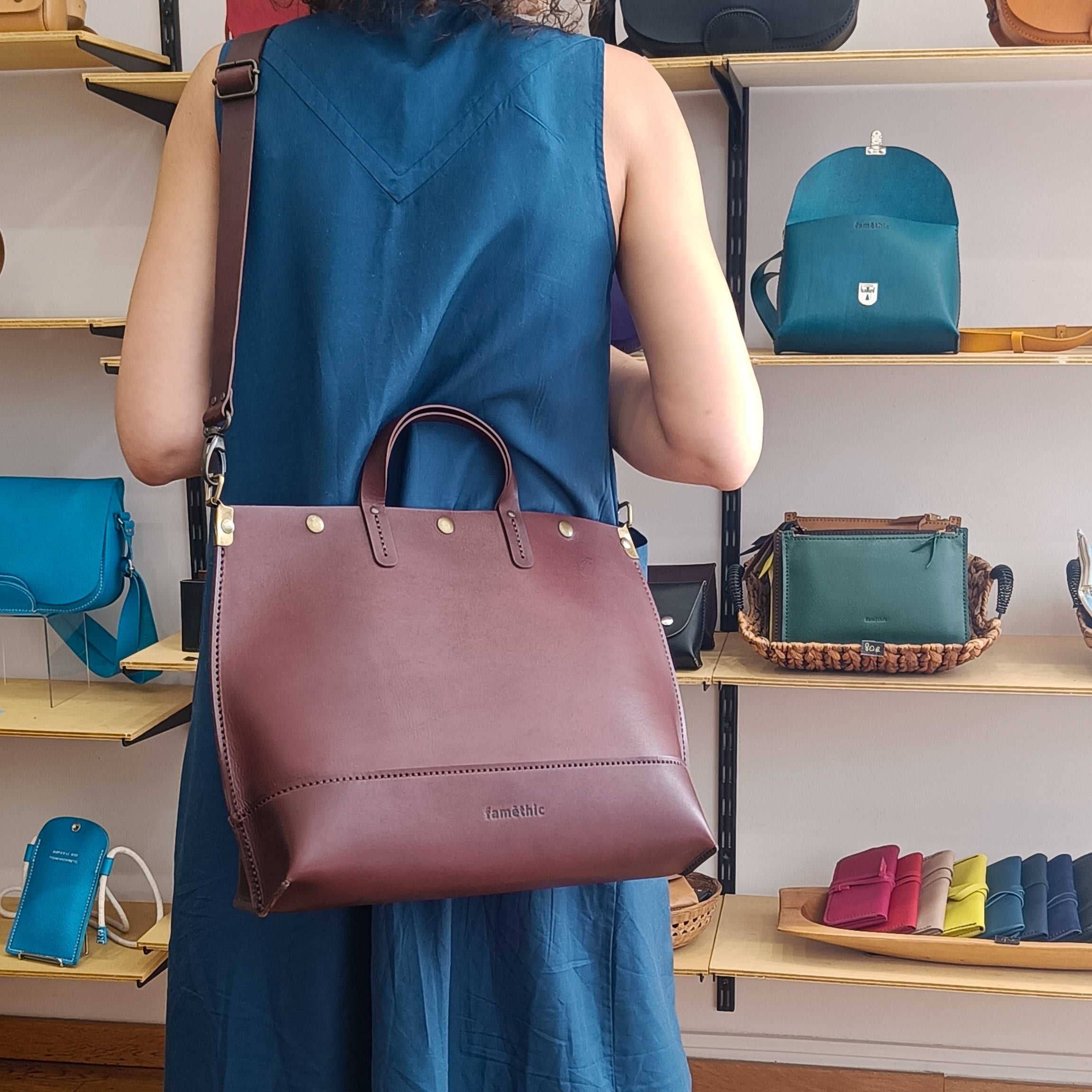 sac de travail en cuir made in france cartable en cuir sac week-end en cuir maroquinerie faméthic ébène