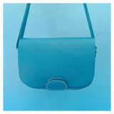 sac besace grande centaurée cuir turquoise collection marseille H2O maroquinerie