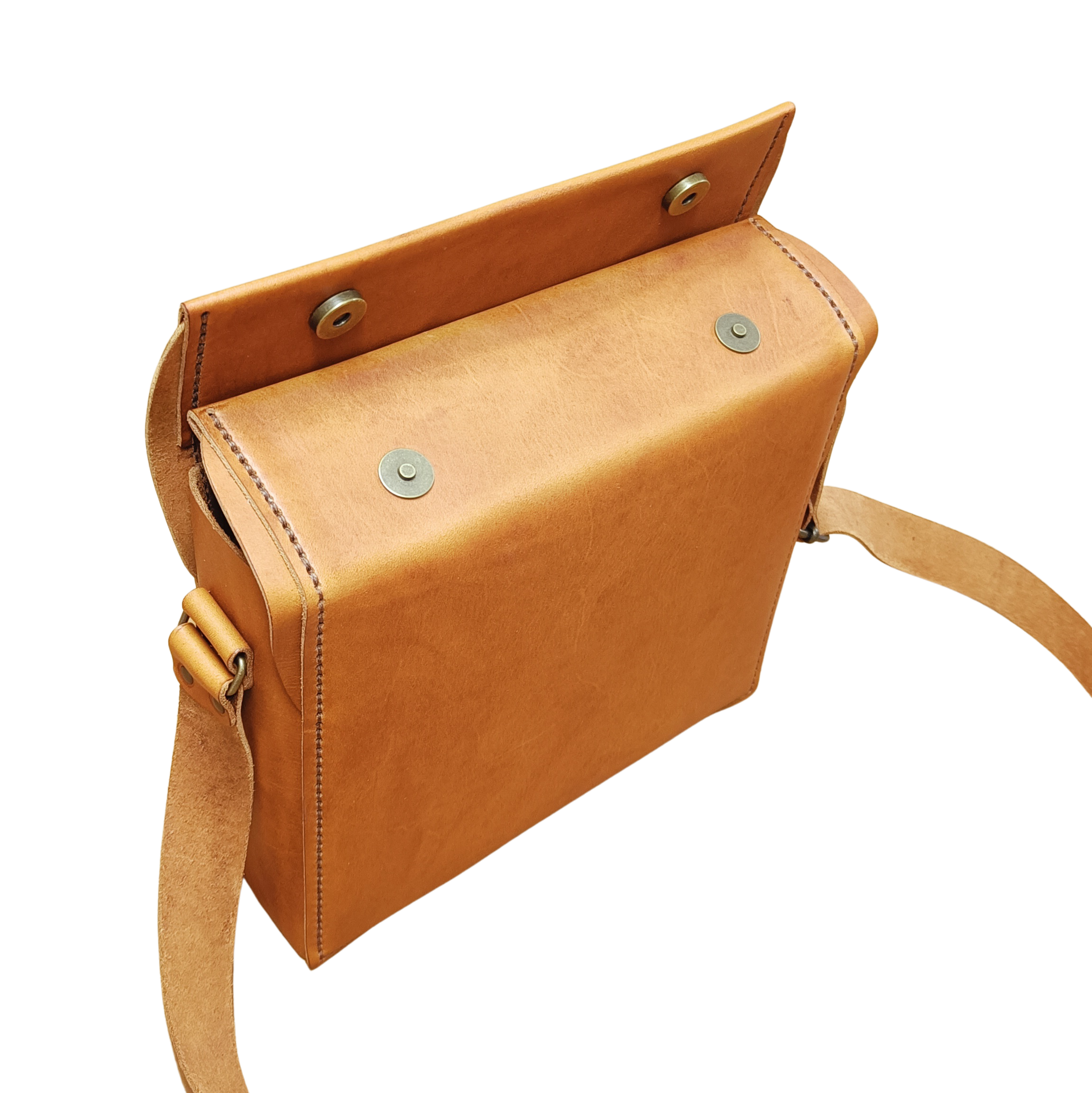 sacoche en cuir homme faméthic maroquinerie fabriqué en france 