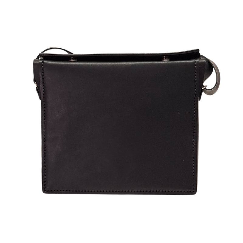 sacoche pour homme en cuir fabrication française maroquinerie faméthic giroflée noir