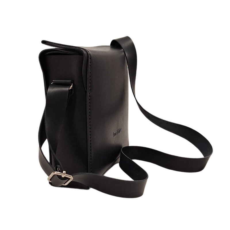 sacoche pour homme en cuir fabrication française maroquinerie faméthic giroflée noir
