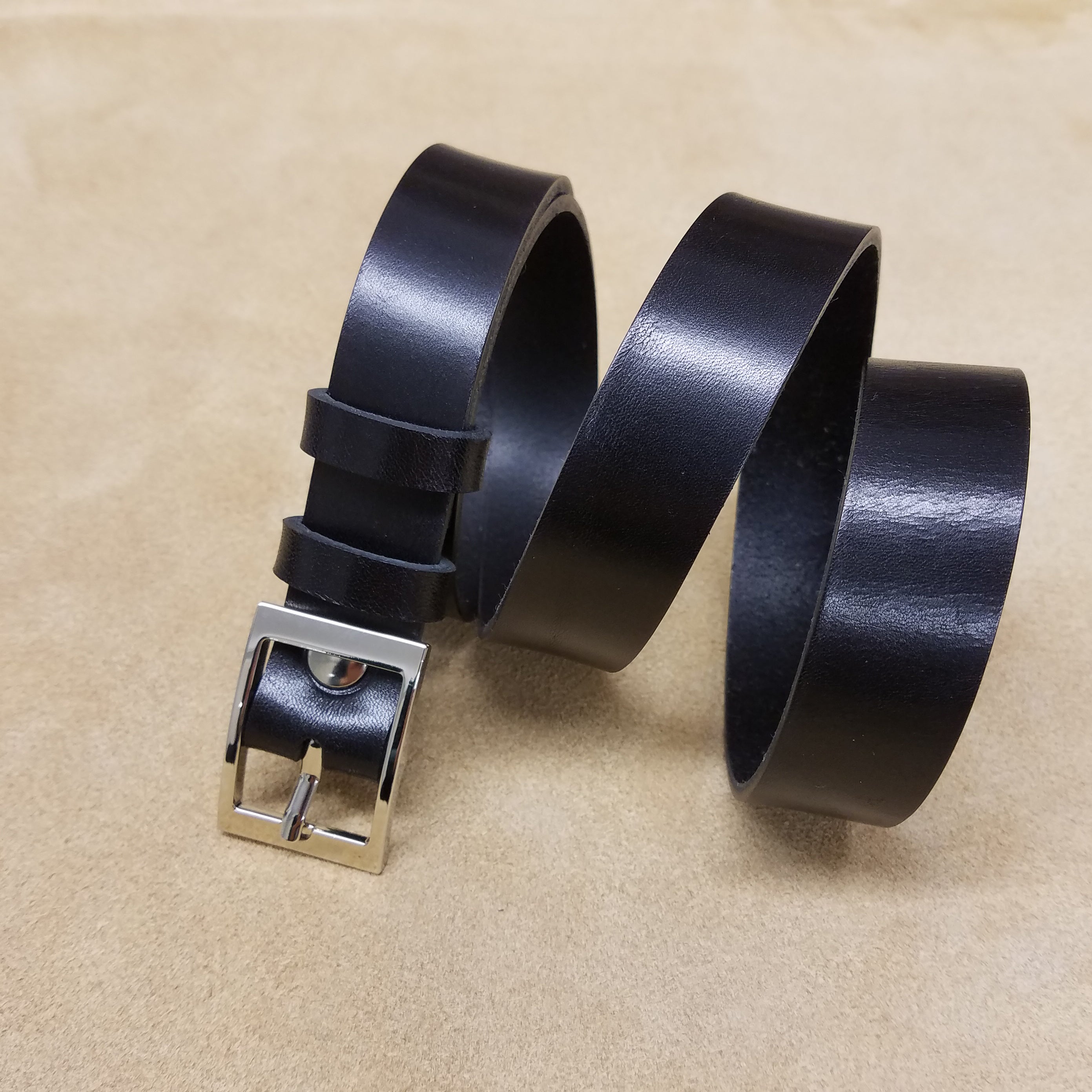 ceinture sur mesure cuir authentique fabrication artisanale famethic maroquinerie éthique française 