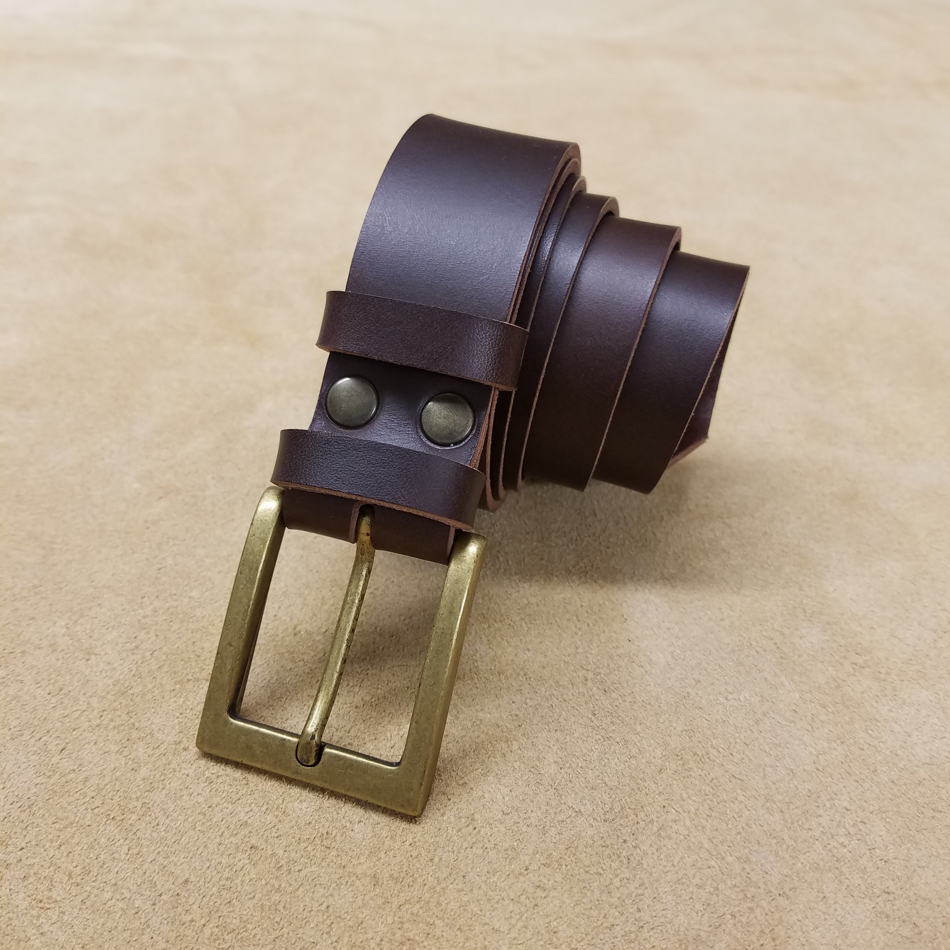 ceinture sur mesure cuir authentique fabrication artisanale famethic maroquinerie éthique française 