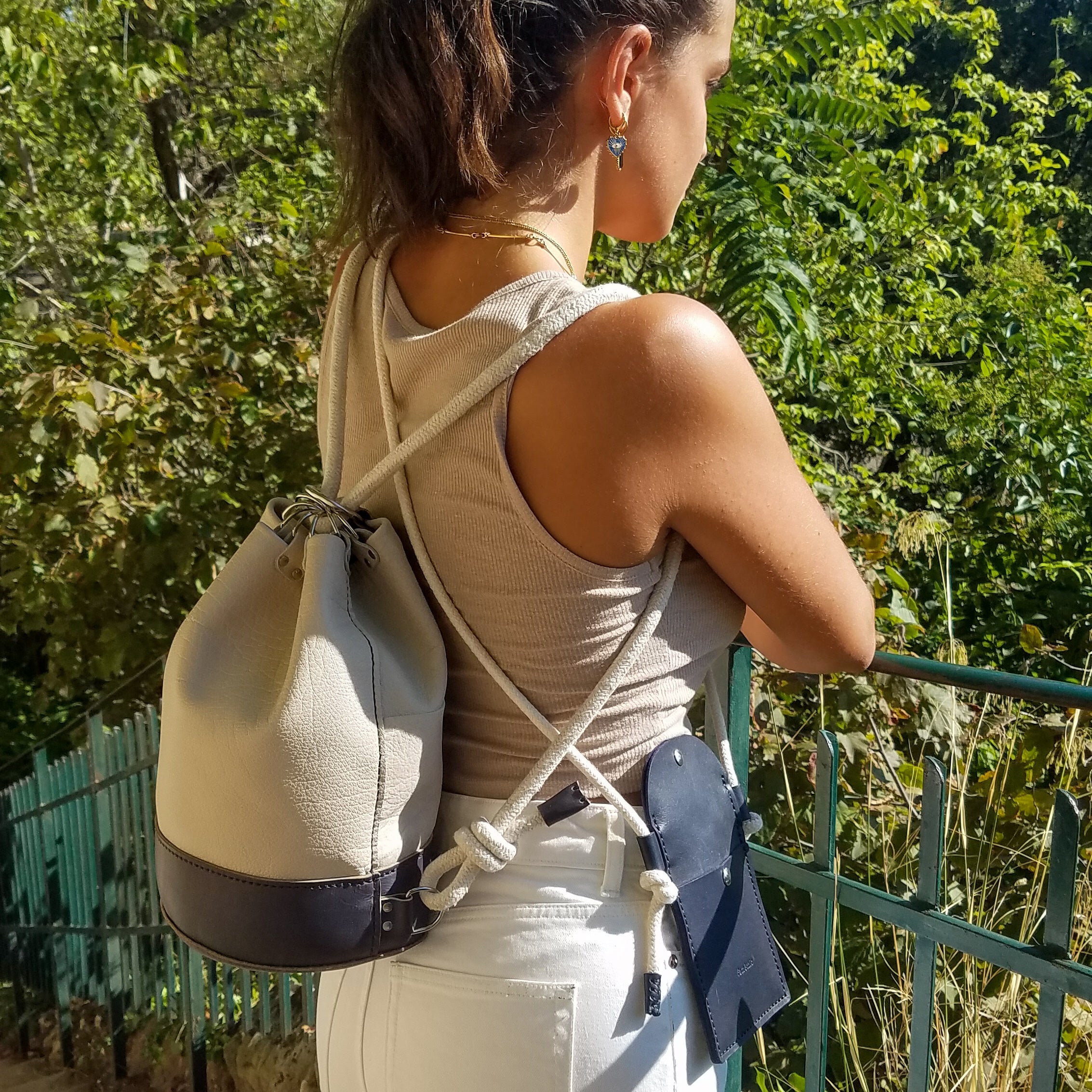 sac à dos sac seau cuir véritable original artisanal sacs bufflon tourillon faméthic famethic créateur marseille 