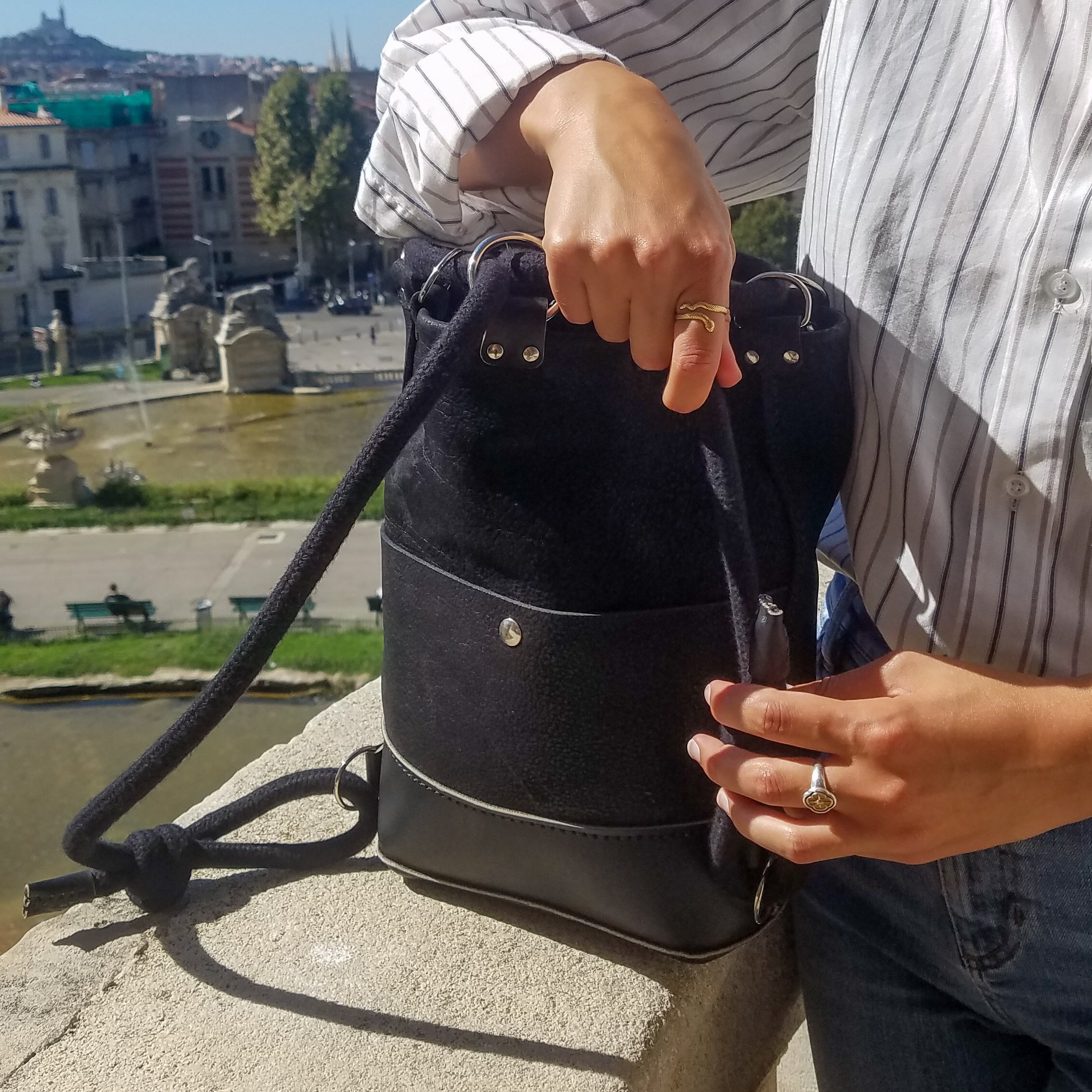 sac à dos sac seau cuir véritable original artisanal sacs bufflon tourillon faméthic famethic créateur marseille 