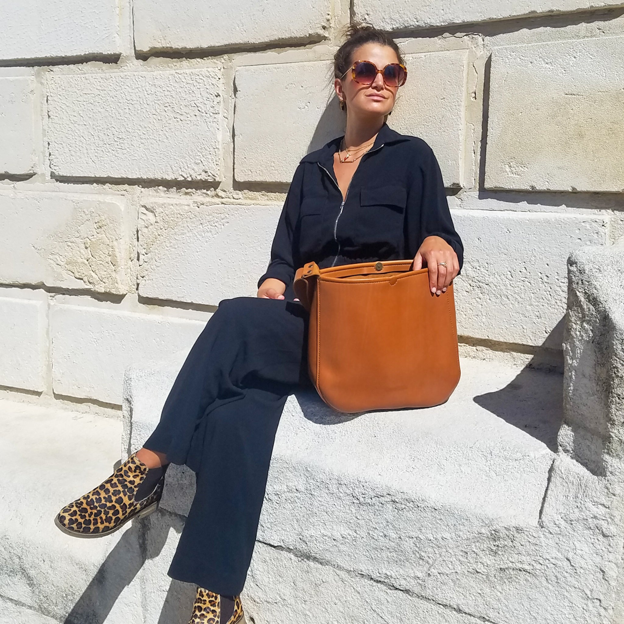 maroquinerie artisanal éthique famethic artisan maroquinier cuir atelier sac besace fabrication français france marseille grand sac cuir