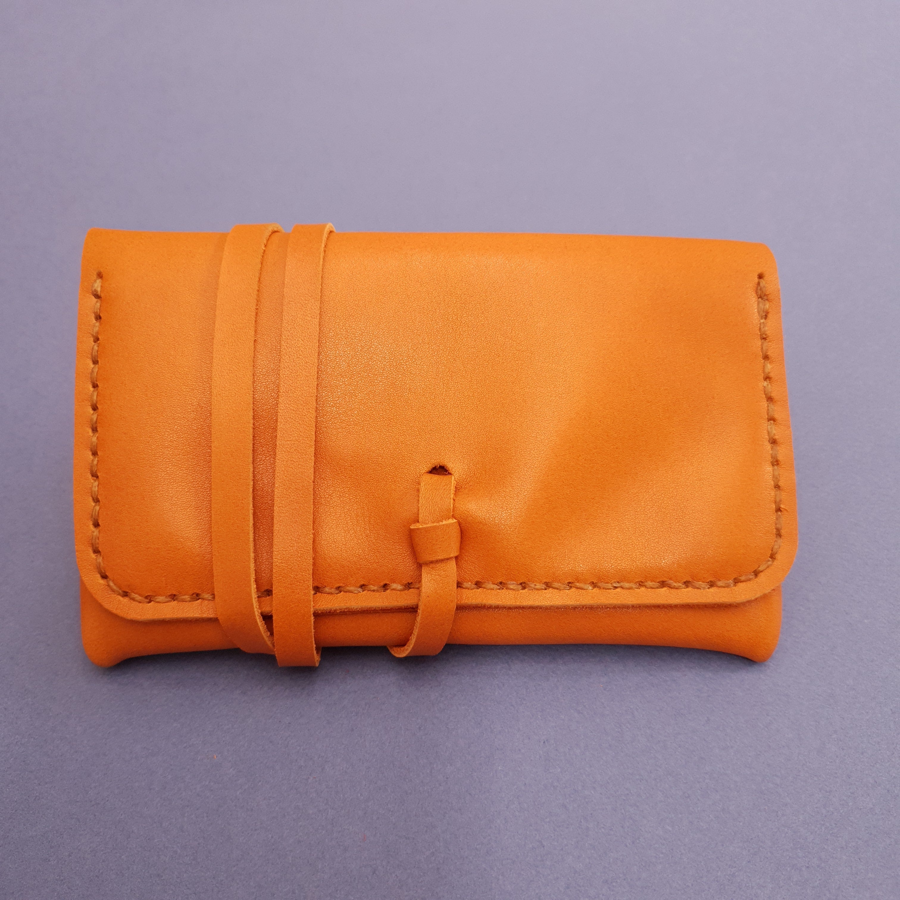 faméthic famethic cuir français maroquinerie éthique artisanale blague à tabac bruyère pochette