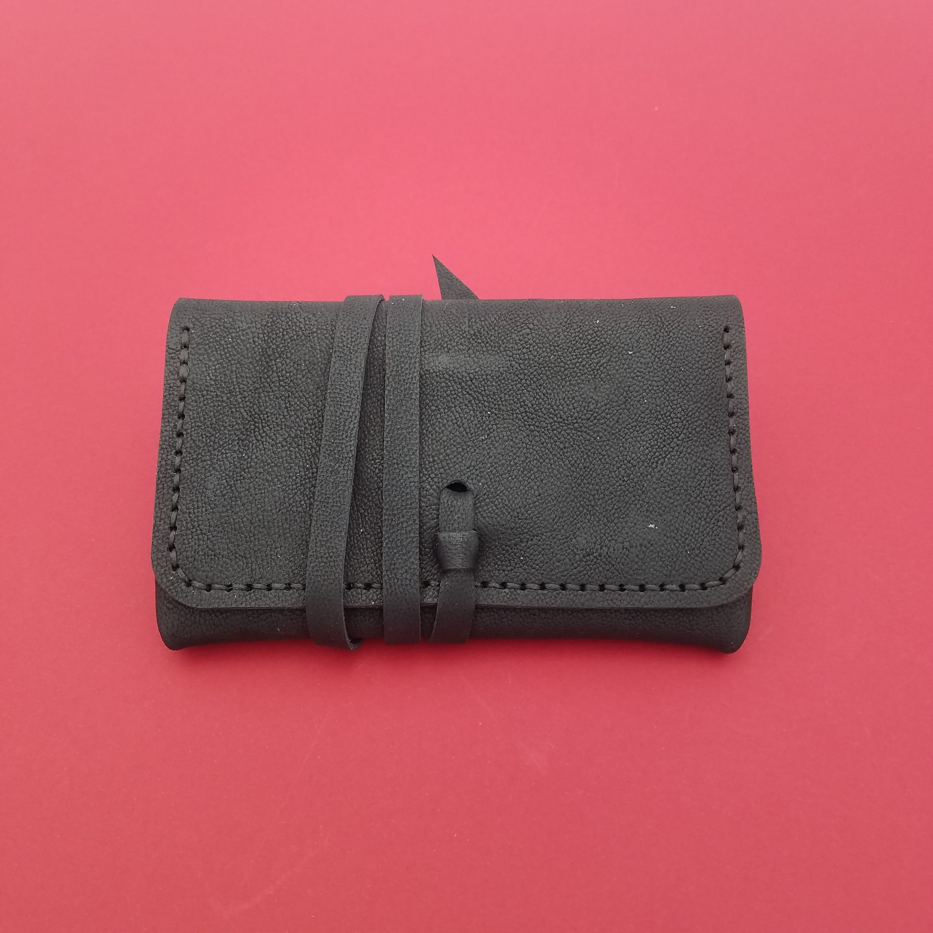 faméthic famethic cuir français maroquinerie éthique artisanale blague à tabac bruyère pochette