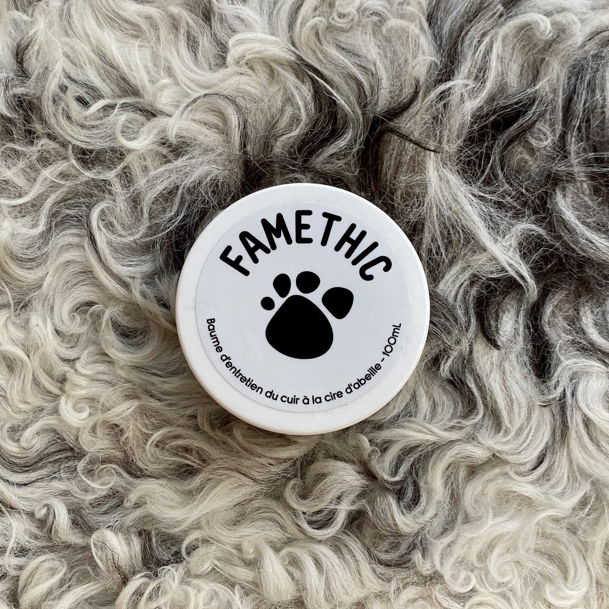 maroquinerie éthique responsable française artisan créateur cirage cuir baume sapo entretien cire