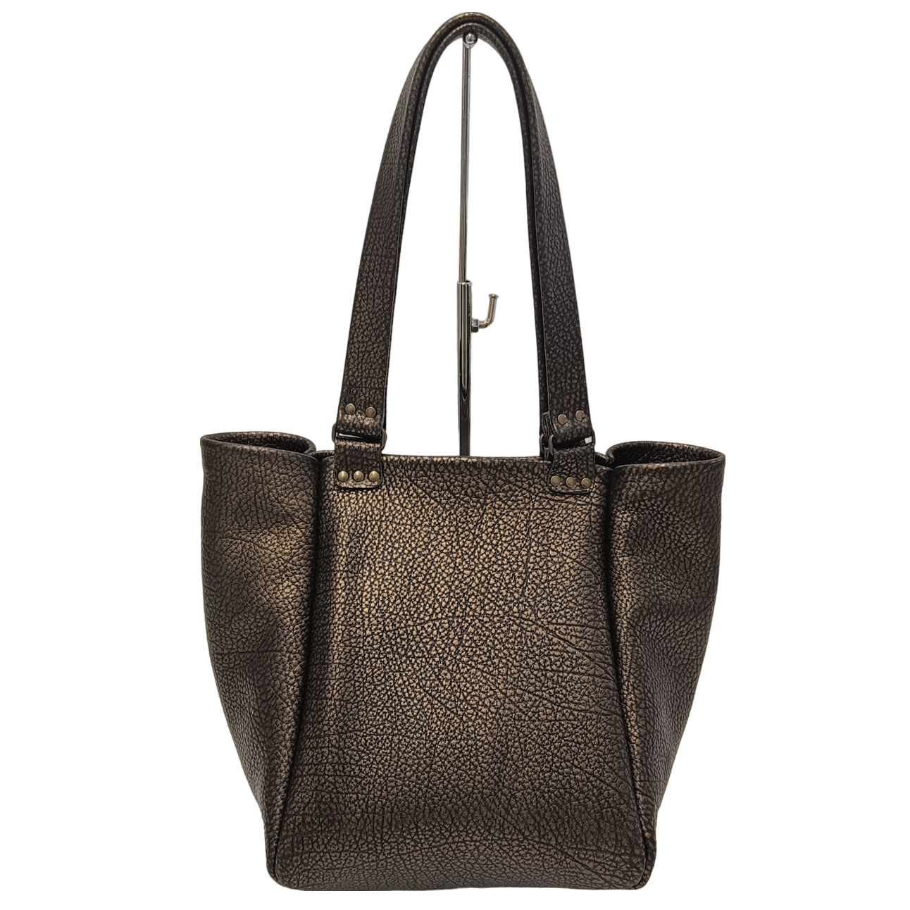 ophrys bronze noir argenté faméthic maroquinerie cuir français éthique mode durable cabas sac en cuir porté épaule